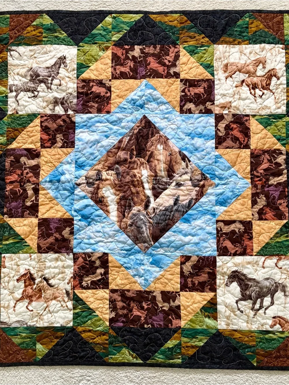 Reversible handcrafted equestrian-themed lap quilt/wall hanging 38x38